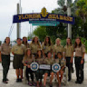 Meet your Posher, Lucine